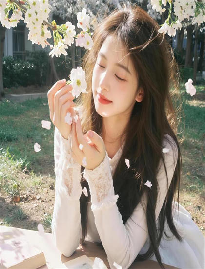 叶诗文200米夺冠视频-老师去学生家里补课的视频